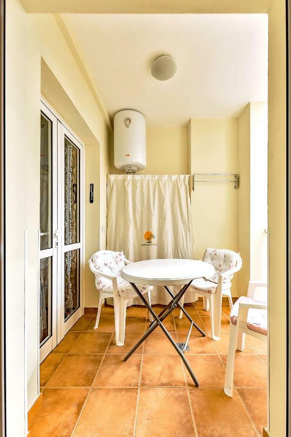 Habitacion Con Refrigerador Propio Cerca Del Aeropuerto San Isidro  Exterior photo